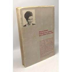 Moyen-Orient - femmes du combat de la terre et du sable