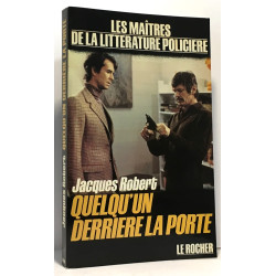 Quelqu'un derrière la porte