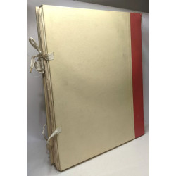 La terrasse des lions le Létoon et le monument de granit à Délos...