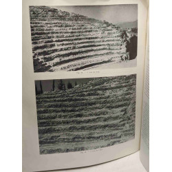 Le théâtron à gradins droits et l'Odéon d'Argos - Ecole française...